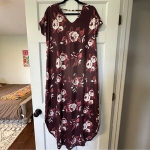 LuLaRoe Macy • Burgundy Floral Maxi Dress